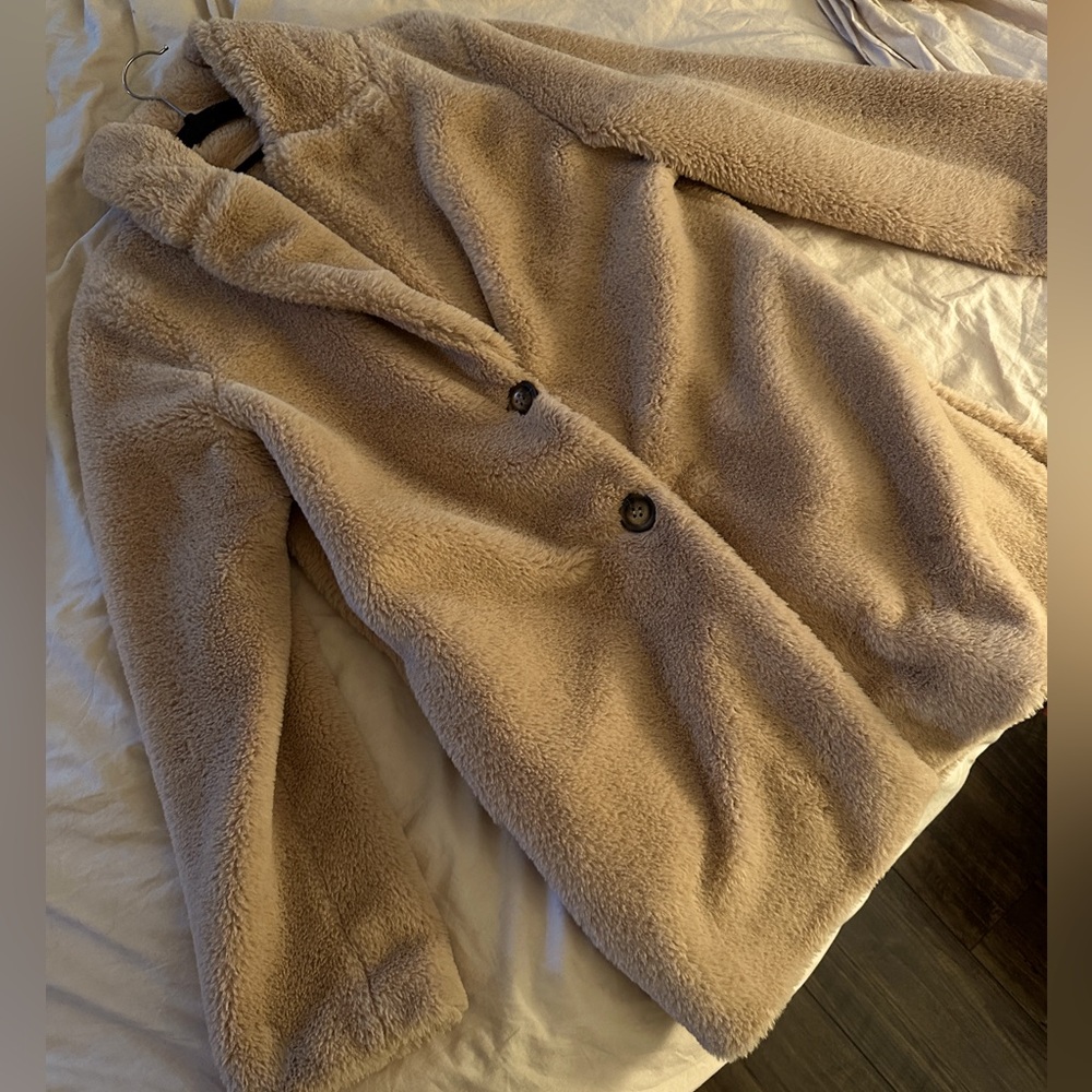 Faux fur/teddy coat